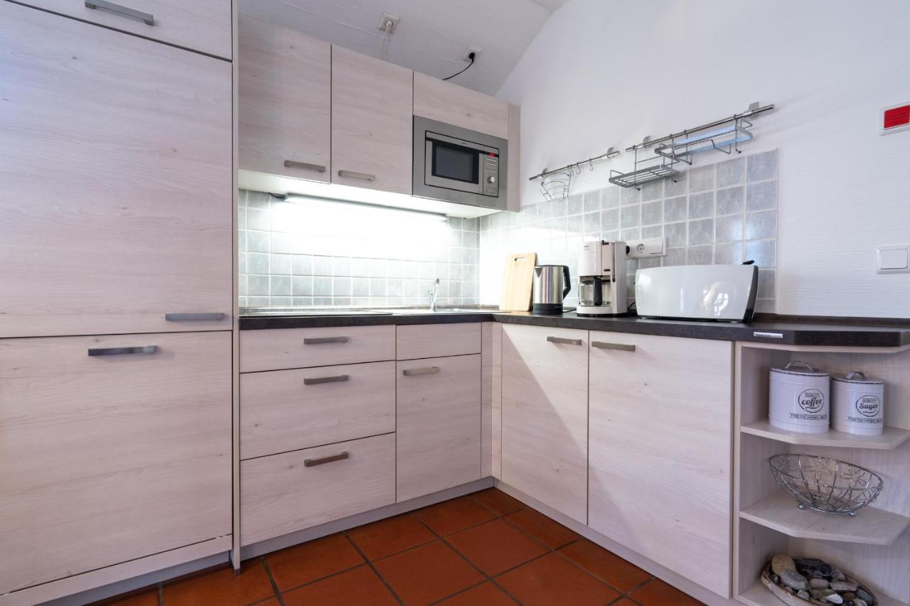 Feriendorf Rugana - Komfort Appartement Mit 1 Schlafzimmer A18 Dranske Buitenkant foto