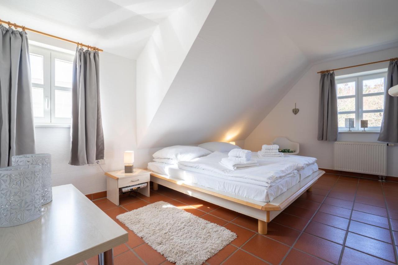 Feriendorf Rugana - Komfort Appartement Mit 1 Schlafzimmer A18 Dranske Buitenkant foto